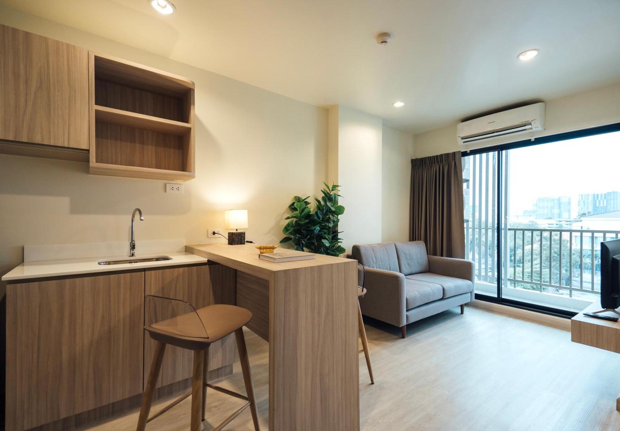 Theview Chaengwattana14 เดอะวิวแจ้งวัฒนะ14 Apartment Банкок Екстериор снимка